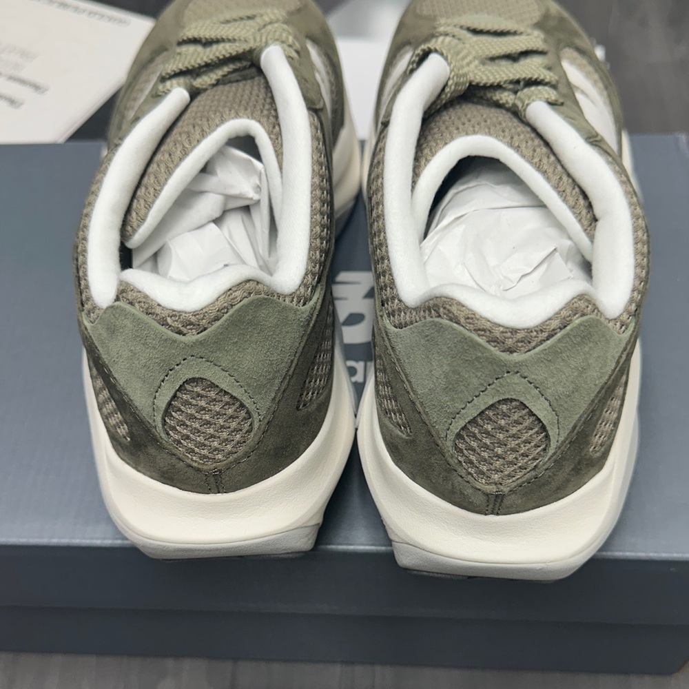 New Balance WRPD Green Beige Lifestyle Shoes - Picture 6 of 9
